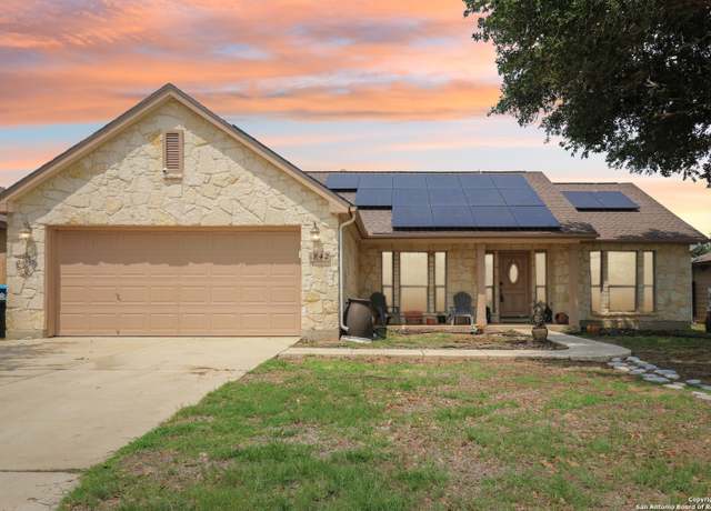 Property at 1842 Wayward, Pleasanton, TX 78064, 3 beds, 2 baths