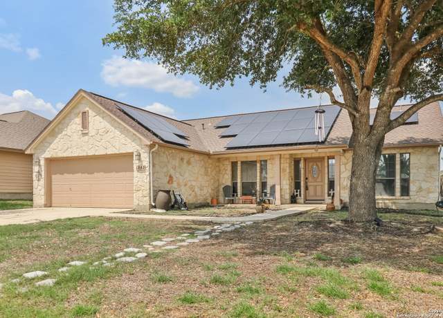 Property at 1842 Wayward, Pleasanton, TX 78064, 3 beds, 2 baths