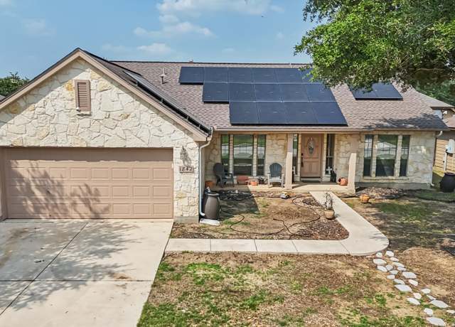 Property at 1842 Wayward, Pleasanton, TX 78064, 3 beds, 2 baths