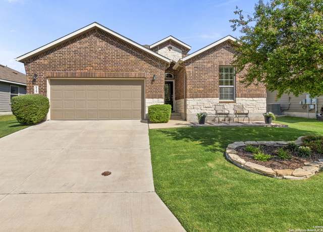 Property at 929 Cypress Ml, New Braunfels, TX 78130, 4 beds, 3 baths