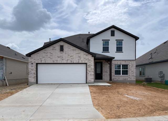 Property at 145 Beveridge, Seguin, TX 78155, 4 beds, 2.5 baths