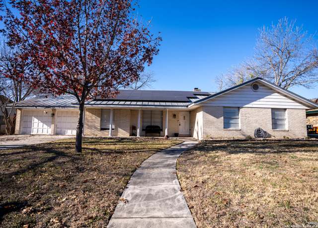 Property at 605 Balfour Dr, Windcrest, TX 78239, 4 beds, 2 baths