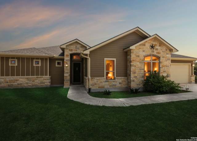 Property at 1292 Parton, Canyon Lake, TX 78133, 3 beds, 2.5 baths