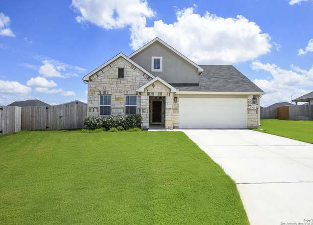 Property at 926 Dust Devil, New Braunfels, TX 78130, 5 beds, 3 baths