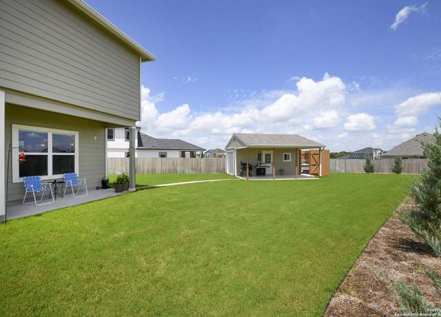 Property at 926 Dust Devil, New Braunfels, TX 78130, 5 beds, 3 baths