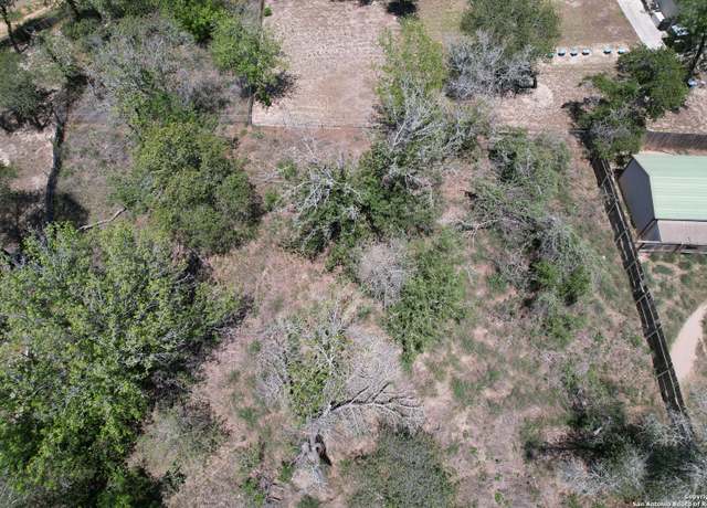 Property at 4127 Backmann Blvd, Elmendorf, TX 78112