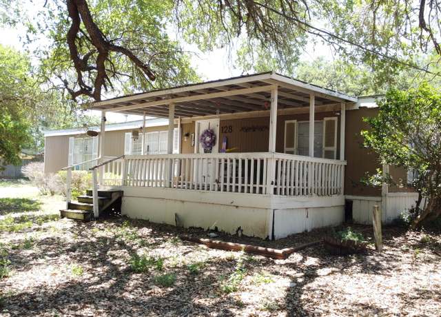 Property at 128 Winship Rd, Pleasanton, TX 78064-3854, 19 beds, 10 baths