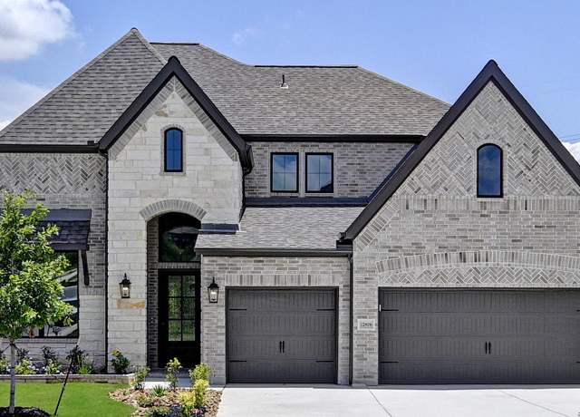 Property at 12806 Brady Lgts, San Antonio, TX 78245, 4 beds, 4.5 baths