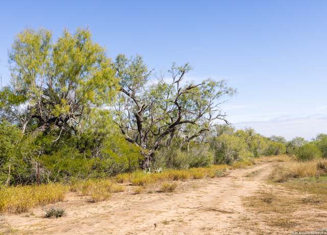 Property at 8 FM 1581, Pearsall, TX 78061