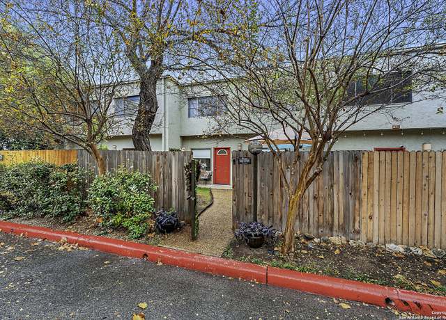 Property at 3103 Eisenhauer Rd Unit L21, San Antonio, TX 78209-3561, 2 beds, 2.5 baths