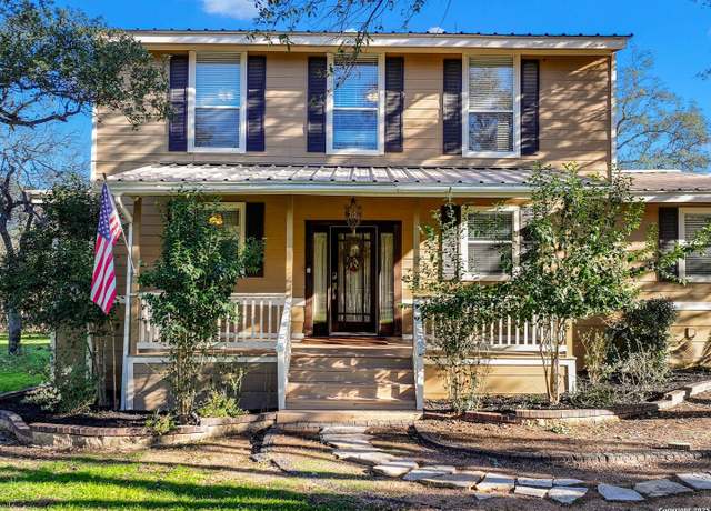 Property at 12422 Petite Ave, San Antonio, TX 78230-1223, 4 beds, 3 baths