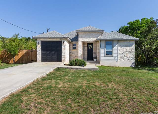 Property at 139 Hill Dr, Spring Branch, TX 78070, 3 beds, 2 baths