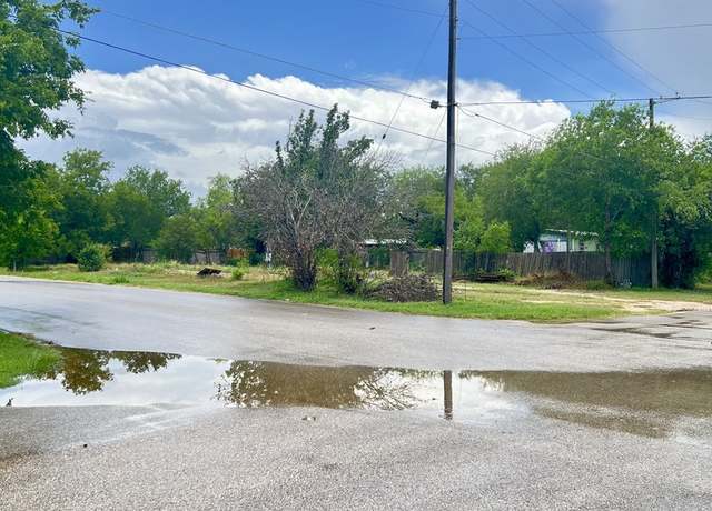 Property at 0000 Beech St And Mcdowell St, Jourdanton, TX 78026