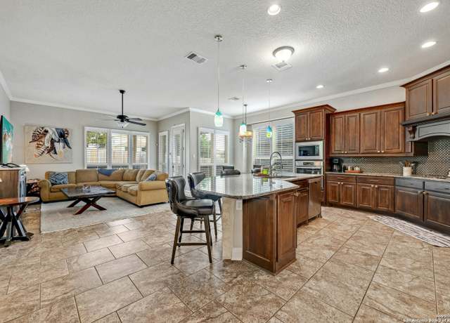 Property at 27154 Smokey Chase, Boerne, TX 78015, 3 beds, 2 baths