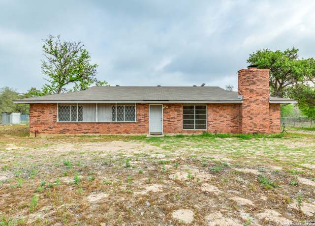 Property at 722 Woodcrest, Somerset, TX 78069, 3 beds, 2 baths