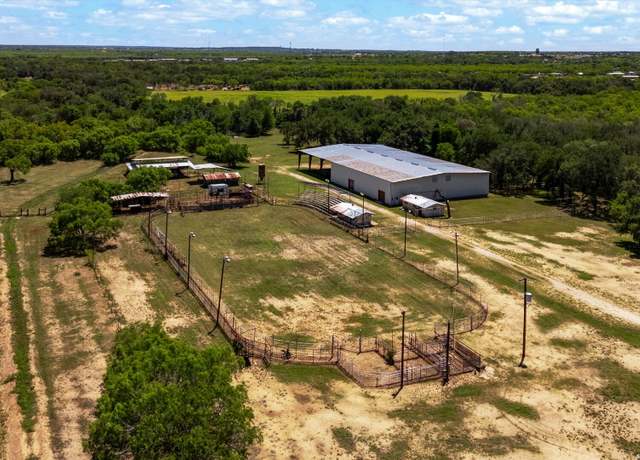 Property at 11224 Atkins Rd, Atascosa, TX 78002-5136