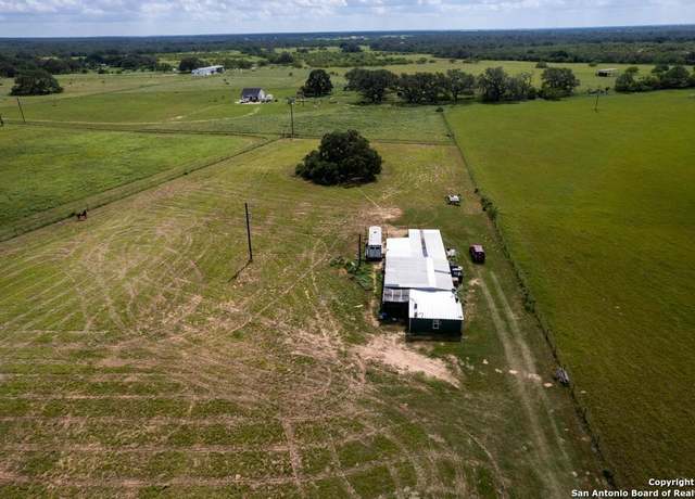 Property at 3721 Schuettig Rd, Poteet, TX 78065