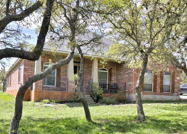 Property at 100 Topper Dr, Spring Branch, TX 78070, 4 beds, 2.5 baths