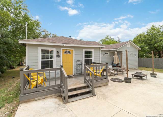 Property at 802 Poinsettia, San Antonio, TX 78202, 3 beds, 2 baths
