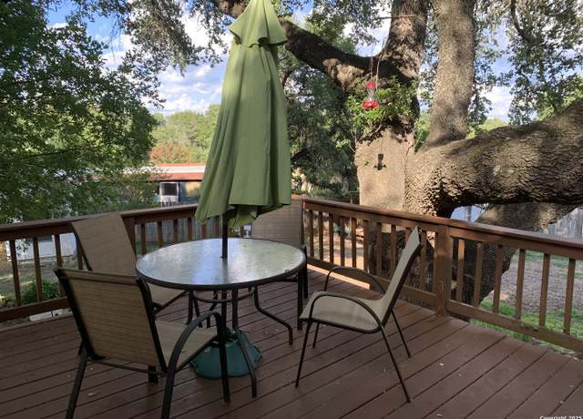 Property at 111 Valley View St, Canyon Lake, TX 78133, 3 beds, 2 baths