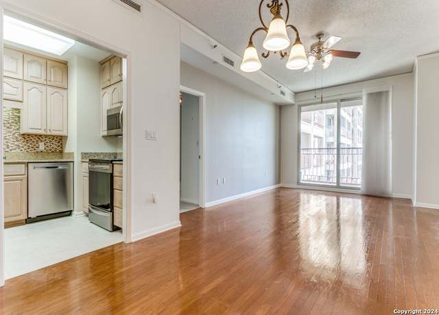 Property at 1 Towers Park Ln #1913, San Antonio, TX 78209, 2 beds, 2 baths