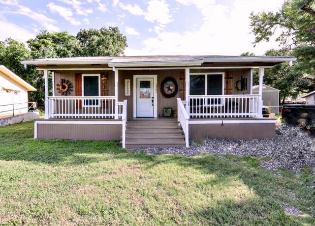 Property at 1442 Donald Aaron, San Antonio, TX 78221, 4 beds, 2 baths
