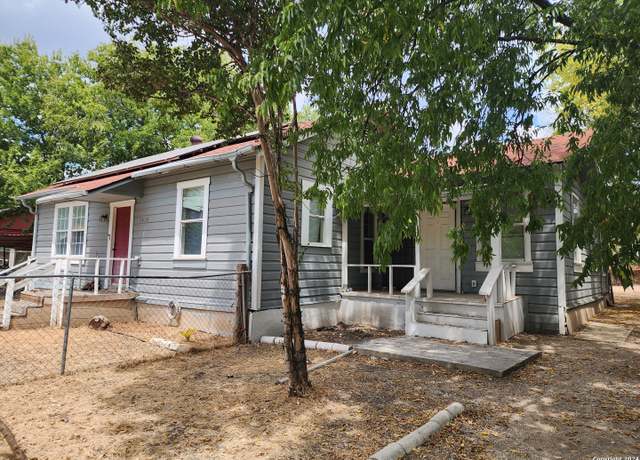 Property at 1419 Alametos, San Antonio, TX 78201-3614, 4 beds, 2 baths