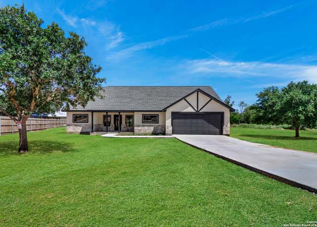 Property at 185 E Medium Meadow Dr, Lytle, TX 78052, 4 beds, 2 baths