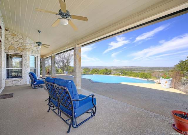 Property at 204 Majestic Oaks, Boerne, TX 78006, 3 beds, 2.5 baths