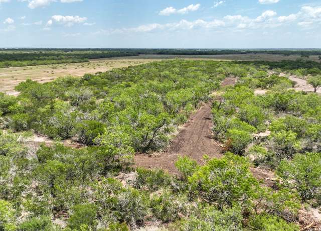 Property at 001 CR 340, Jourdanton, TX 78026