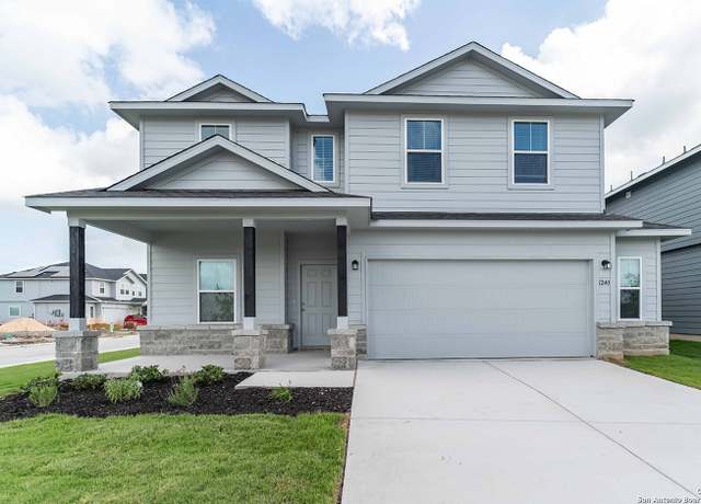 Property at 1240 Sweden, Seguin, TX 78155, 4 beds, 3.5 baths