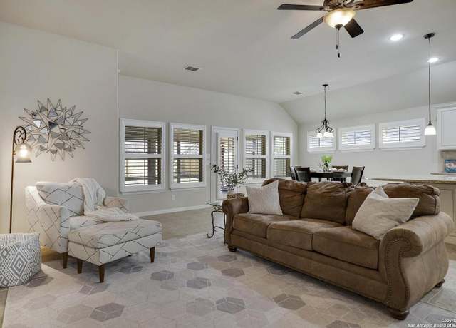 Property at 7915 Ashfield Way, Boerne, TX 78015, 3 beds, 2 baths