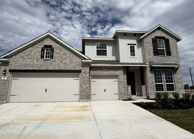 Property at 138 Annette Dr, Castroville, TX 78009, 5 beds, 4 baths