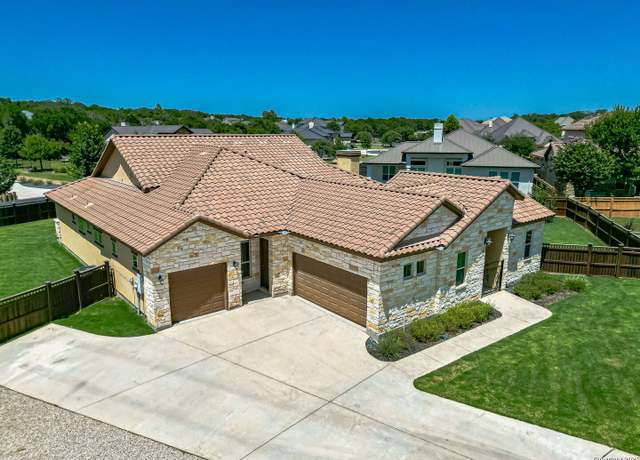 Property at 2448 Crikey Ct, New Braunfels, TX 78132, 4 beds, 3.5 baths