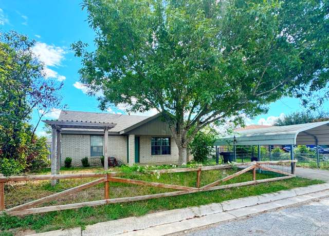 Property at 133 Rio Grande St, Uvalde, TX 78801-3030, 3 beds, 2 baths