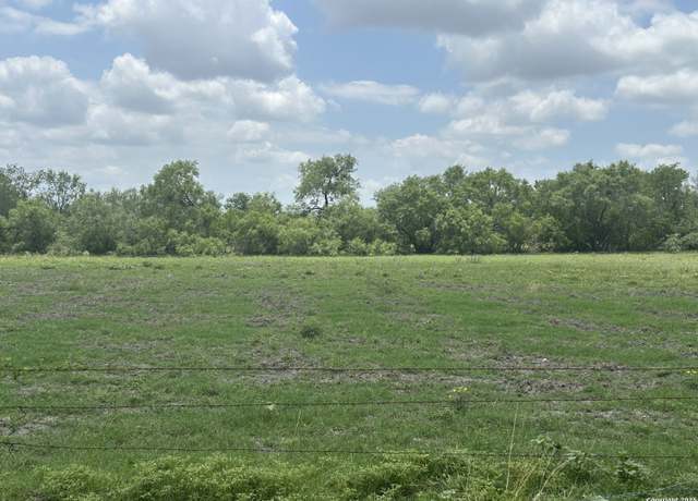 Property at 000 E County Road 678, Natalia, TX 78059