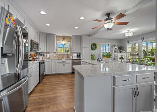 Property at 735 Hot Shot Ln, Mcqueeney, TX 78123-3506, 3 beds, 2 baths
