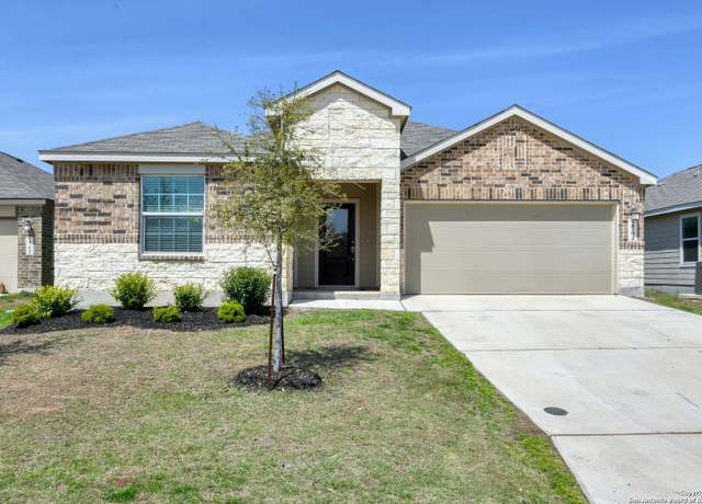 Property at 2704 Iberia, Seguin, TX 78155, 3 beds, 2 baths
