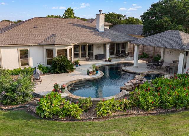 Property at 2304 Stratford Grace, New Braunfels, TX 78130, 3 beds, 2.5 baths