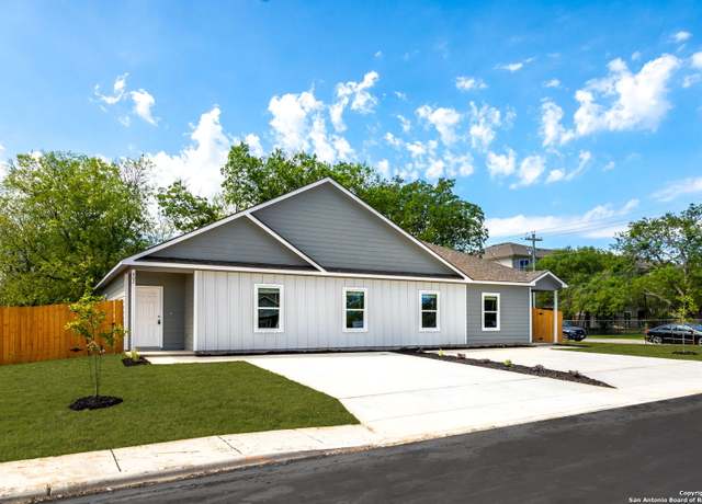 Property at 605-607 Hudson St, Seguin, TX 78155, 6 beds, 4 baths