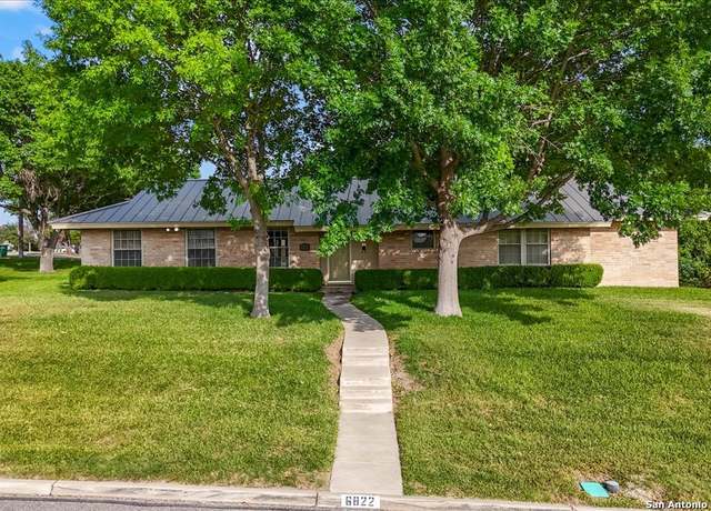 Property at 6822 Moss Oak, San Antonio, TX 78229, 3 beds, 2 baths