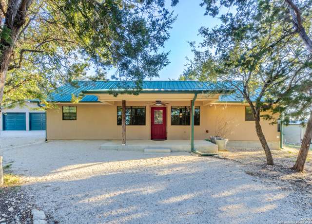 Property at 424 Mountain Wood, Canyon Lake, TX 78133-2726, 3 beds, 2 baths