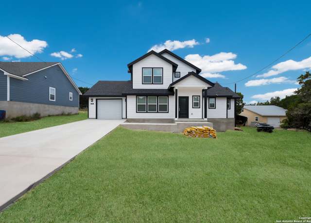 Property at 122 Hi Vw, Lakehills, TX 78063, 3 beds, 2 baths
