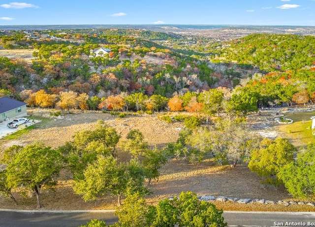 Property at 379 S San Juan, Kerrville, TX 78028