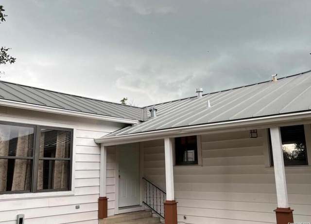 Property at 614 8th, Kenedy, TX 78119, 3 beds, 2 baths