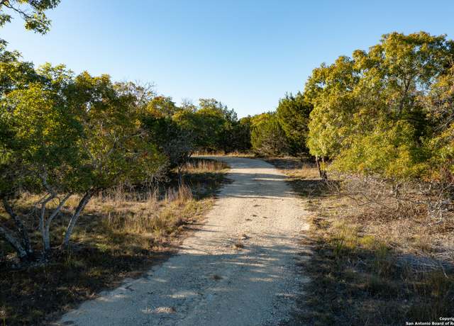 Property at 612 Seven Sisters, Boerne, TX 78006, 1 bed, 1 bath