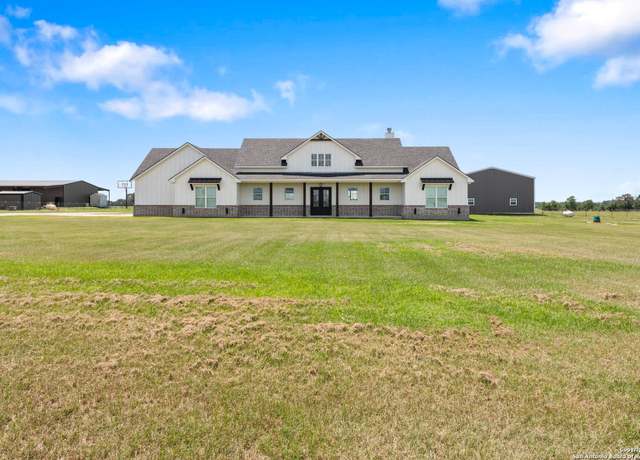 Property at 32139 Giboney, Hempstead, TX 77445, 4 beds, 4.5 baths