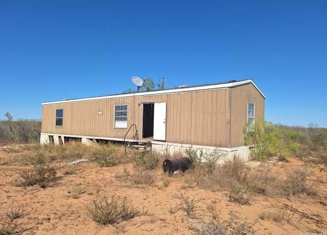 Property at 139 County Road 2666, Devine, TX 78016, 2 beds, 2 baths
