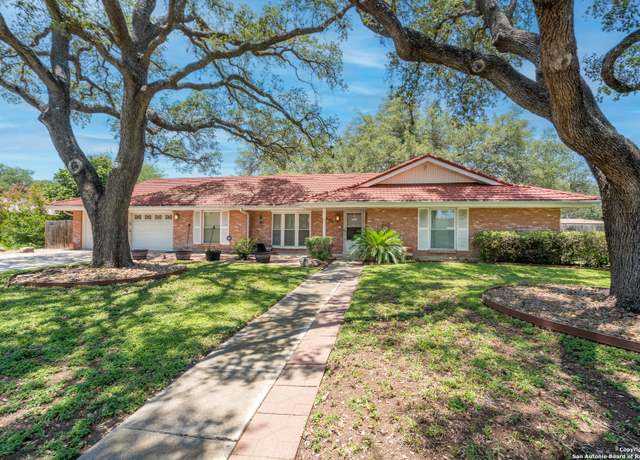 Property at 309 Crestwind, Windcrest, TX 78239, 5 beds, 4.5 baths