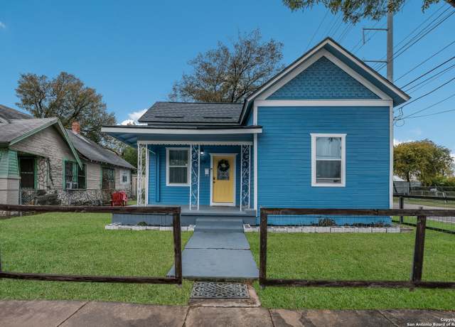 Property at 1129 N Smith St, San Antonio, TX 78207-1726, 3 beds, 1 bath
